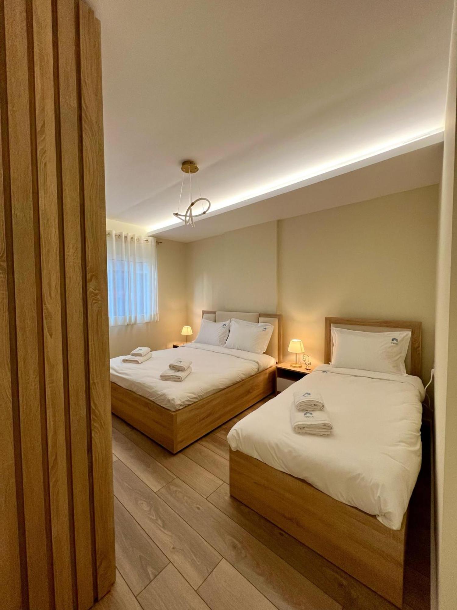 Spacious - 1 Minute Walking From Center Апартаменты *